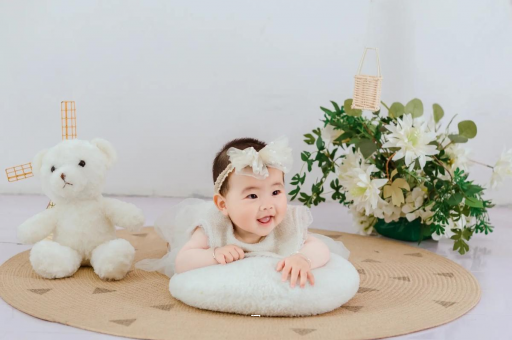 广州代怀供卵公司为什么宝宝老是吐奶